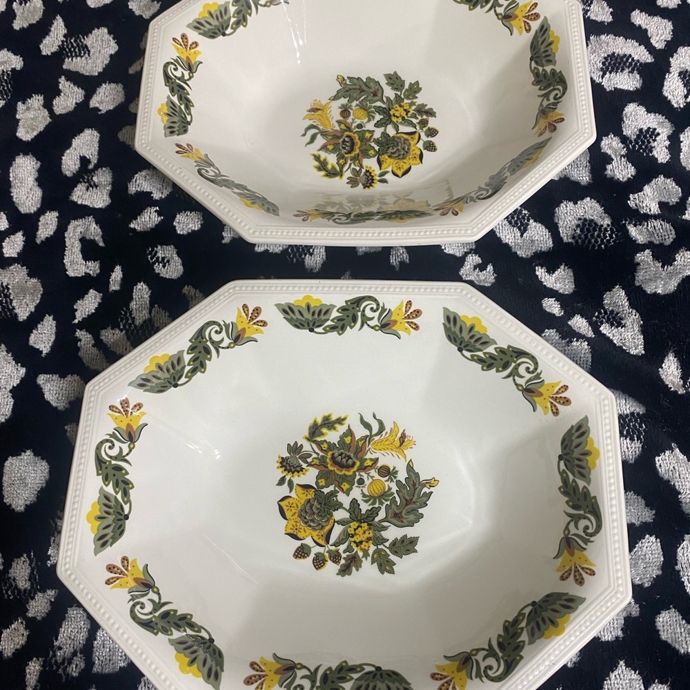 Set of 2 serving Bowls Johnson Brothers Persian Garden Elegant Floral Patterned